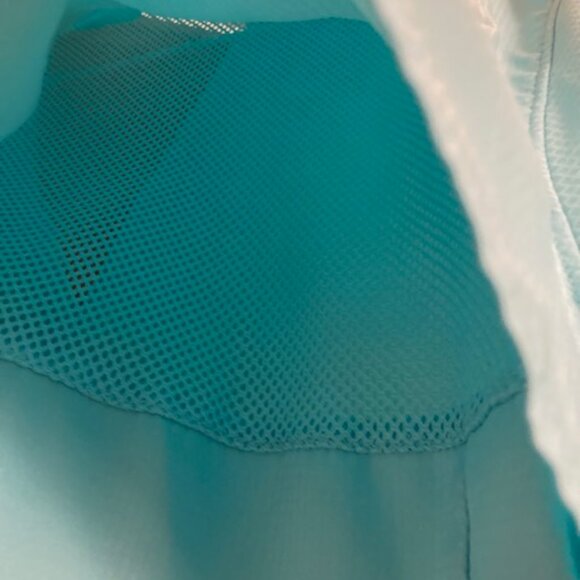 Columbia Hiking Shirt, XL, short-sleeved,light blue, ventilated, only worn once - Picture 5 of 11